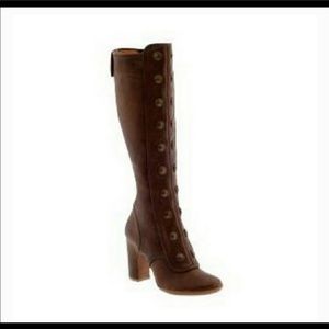 Women’s Adrienne button boot